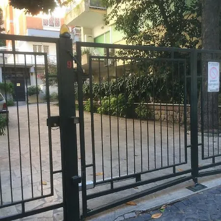 Apartment Il Gallo Allegro Rome